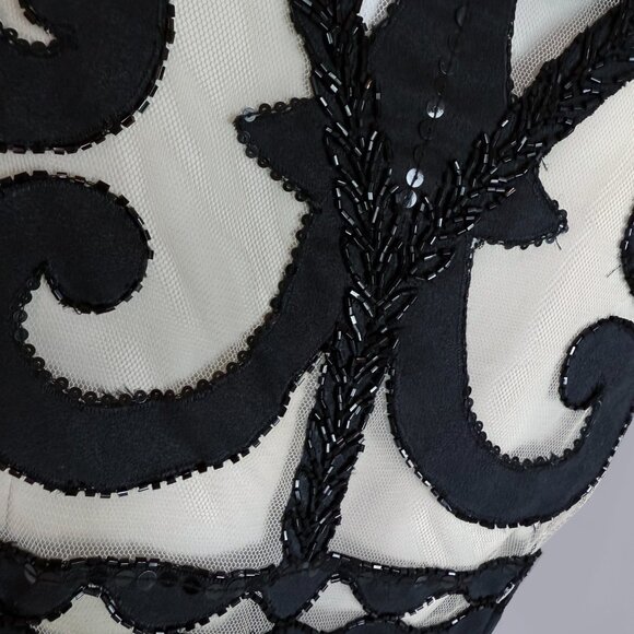 Art Deco inspired beaded black and ivory sheath dress - Picture 4 of 6